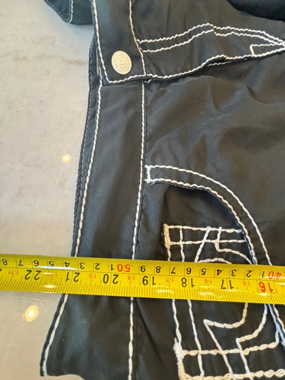 True Religion Black Board Shorts Men's Size 38 White Big T Stitching